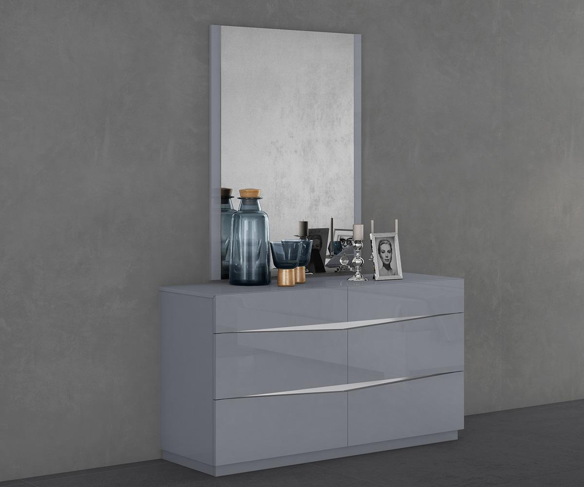 Nikos Lacquer Bedroom Set