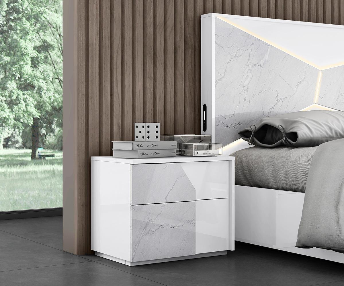 Kylie Lacquer Bedroom Set